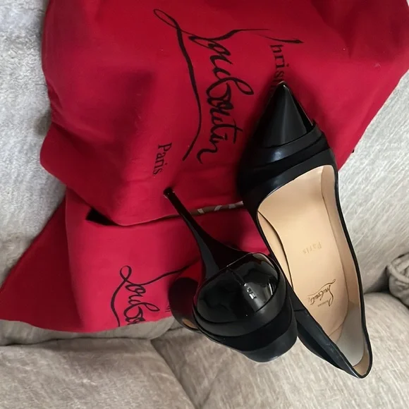 Size 40 Louboutin Shoes. - Picture 5 of 7